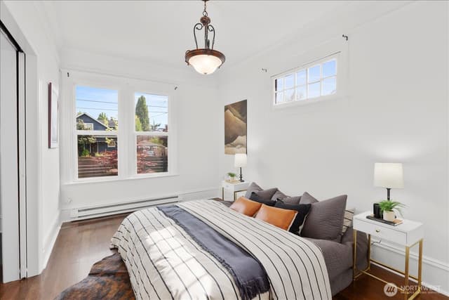 Property photo for 828 S Sullivan Street, Seattle photo 4