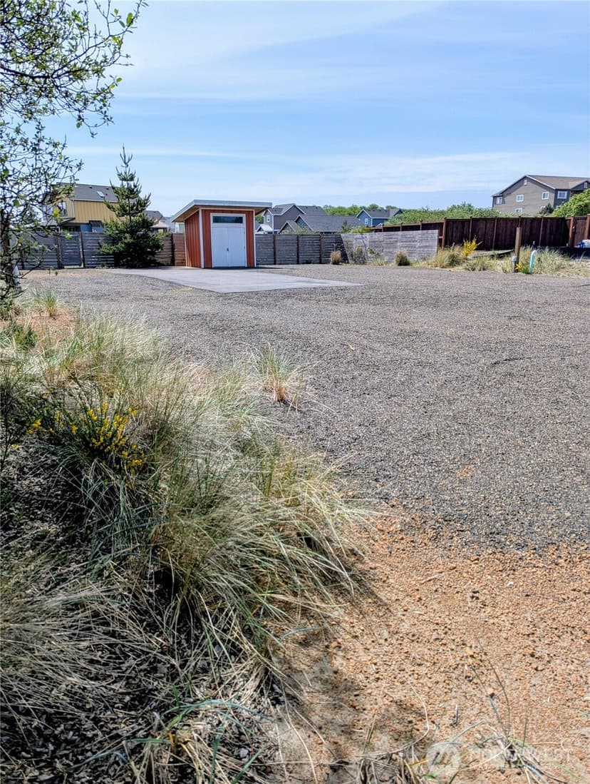 Property photo for 235 Marine View Drive SW SW, Ocean Shores photo 10