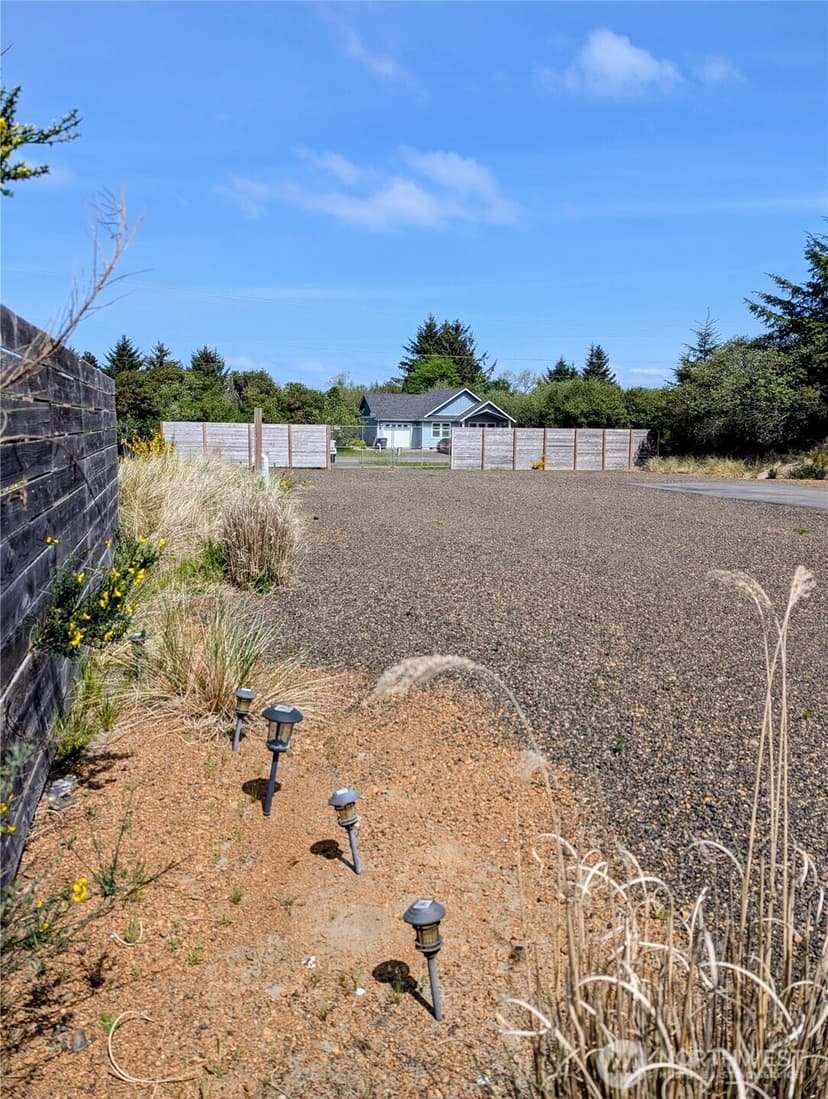 Property photo for 235 Marine View Drive SW SW, Ocean Shores photo 7