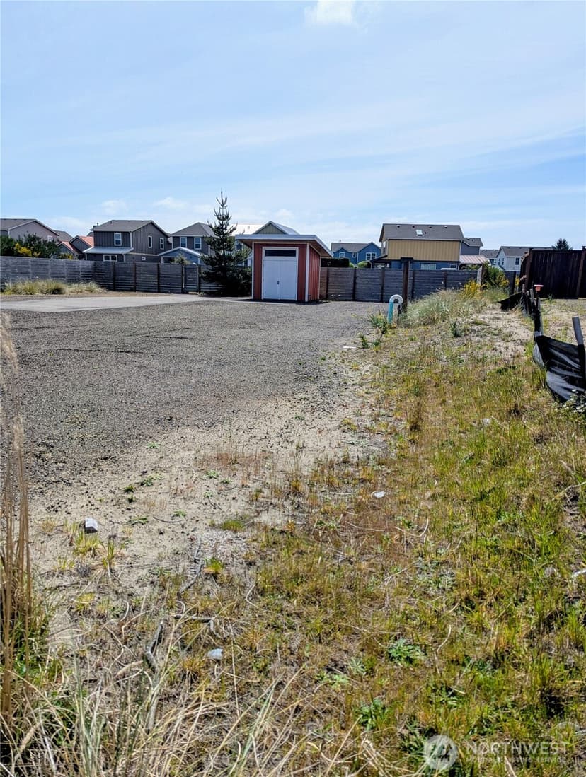 Property photo for 235 Marine View Drive SW SW, Ocean Shores photo 8