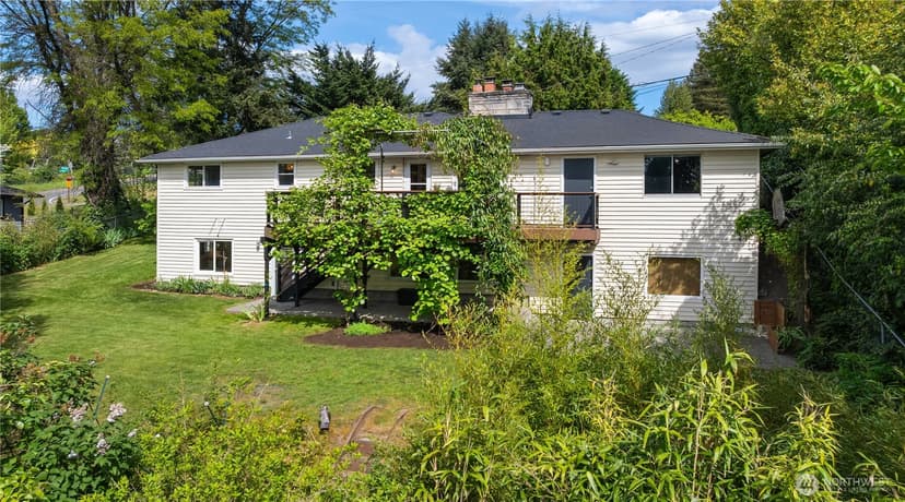 Property photo for 10617 21st Avenue SW, Seattle photo 2
