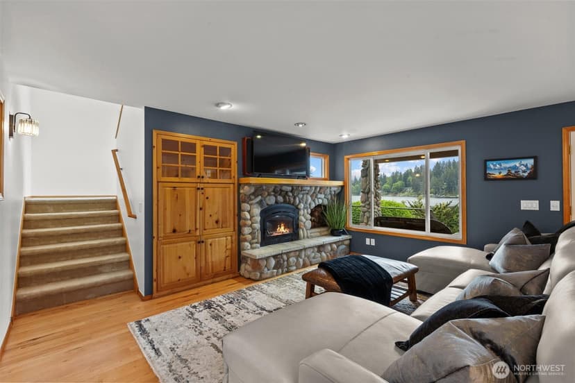 Property photo for 5627 W Flowing Lake Road, Snohomish photo 14