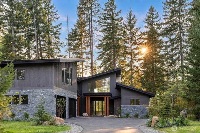 Property photo for 610 Spragger Way, Cle Elum
