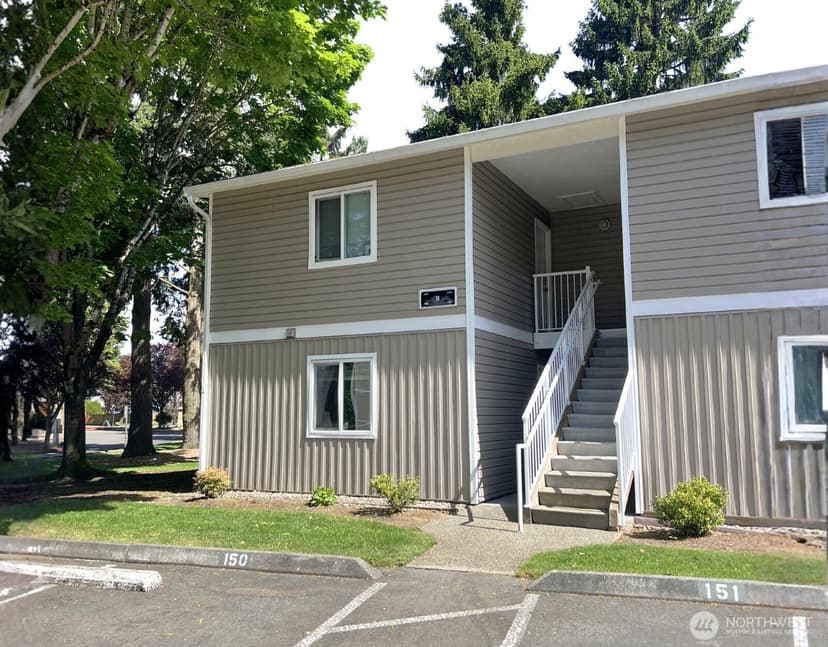 Property photo for 12510 NE 130th Way #B106, Kirkland photo 19