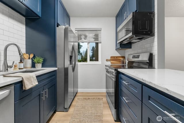 Property photo for 12510 NE 130th Way #B106, Kirkland