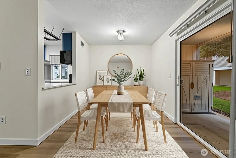 Property photo for 12510 NE 130th Way #B106, Kirkland photo 4
