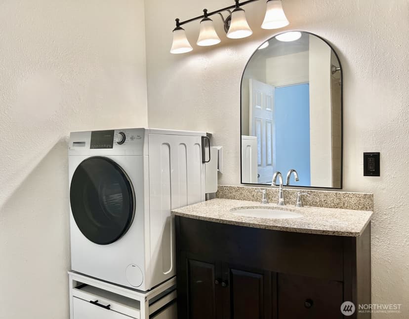 Property photo for 12510 NE 130th Way #B106, Kirkland photo 15
