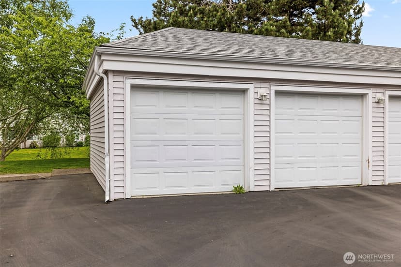 Property photo for 5410 S 236th Place, Kent photo 25