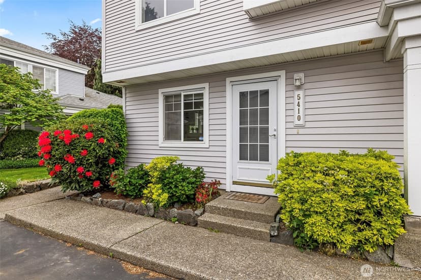 Property photo for 5410 S 236th Place, Kent photo 24