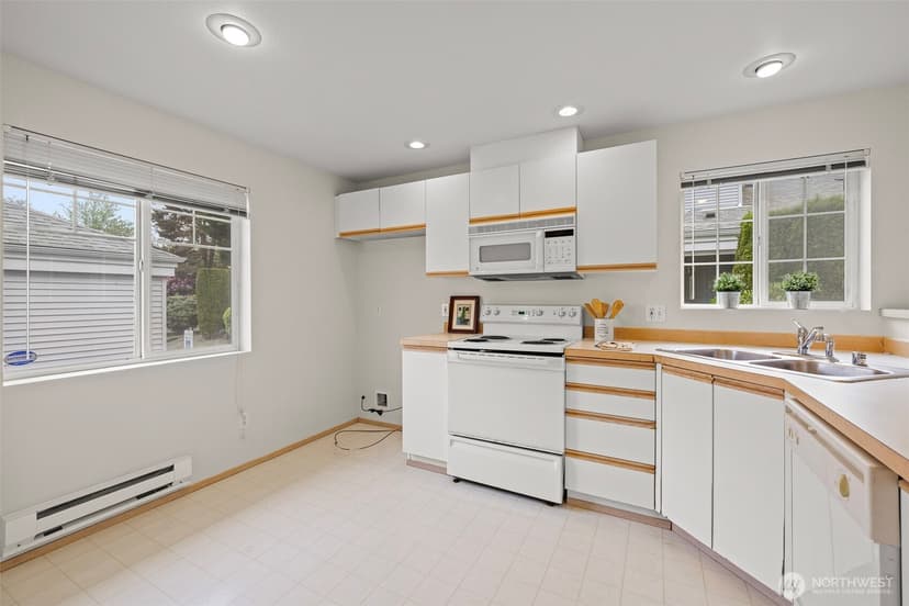 Property photo for 5410 S 236th Place, Kent photo 9
