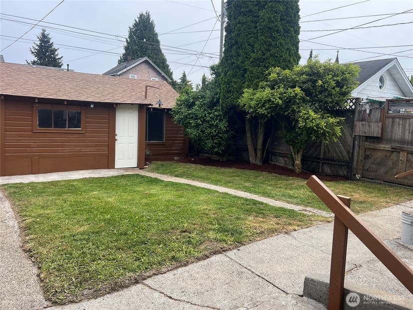 Property photo for 2123 S Wilkeson Street, Tacoma photo 16