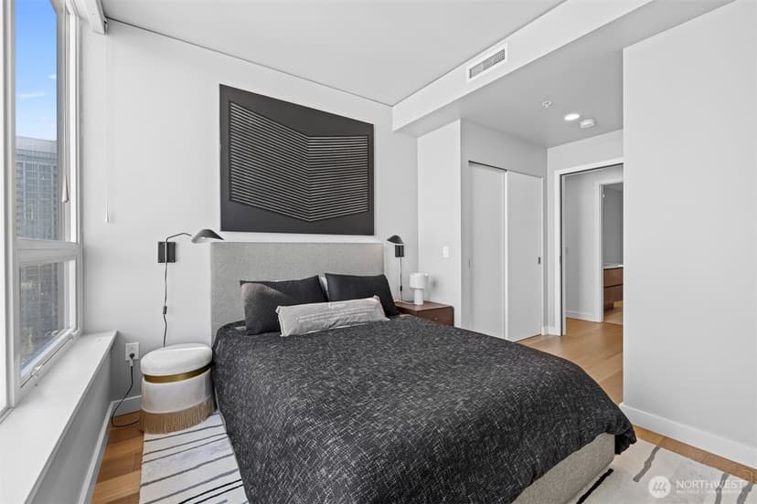 Property photo for 121 Stewart Street #2402, Seattle photo 23