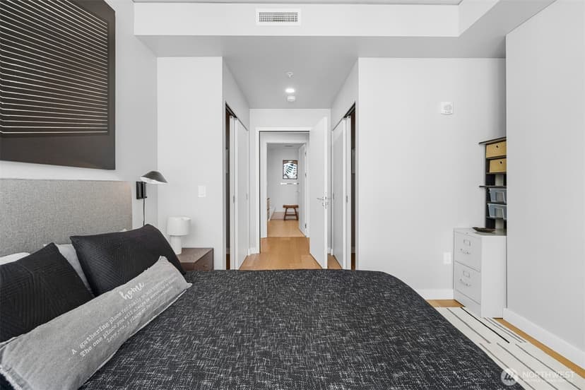 Property photo for 121 Stewart Street #2402, Seattle photo 22