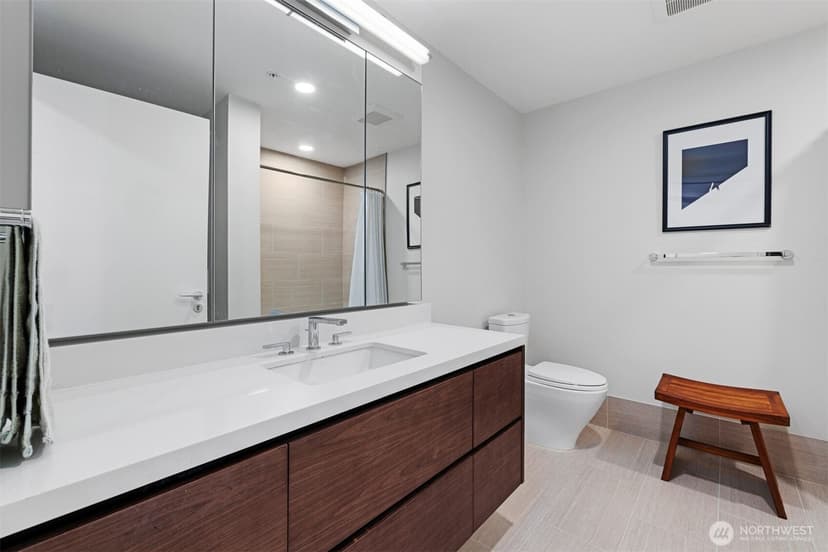 Property photo for 121 Stewart Street #2402, Seattle photo 18