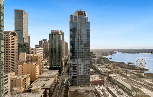 Property photo for 121 Stewart Street #2402, Seattle photo 2