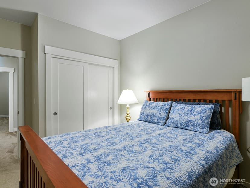 Property photo for 12825 Lakeholme Road SW, Lakewood photo 16