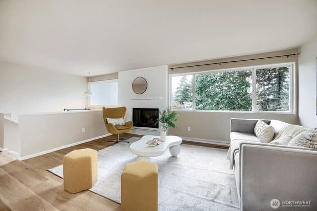 Property photo for 58 157th Avenue SE, Bellevue photo 4