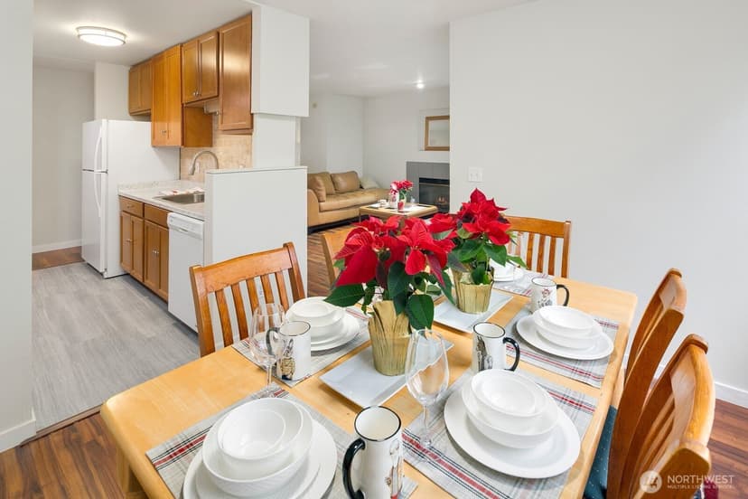 Property photo for 2367 S Forest Street, Seattle photo 6