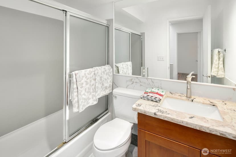 Property photo for 2367 S Forest Street, Seattle photo 13