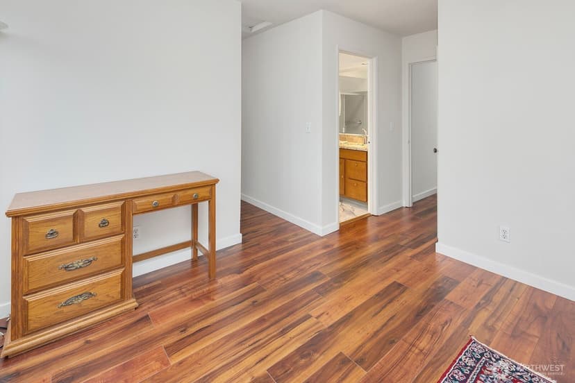 Property photo for 2367 S Forest Street, Seattle photo 11