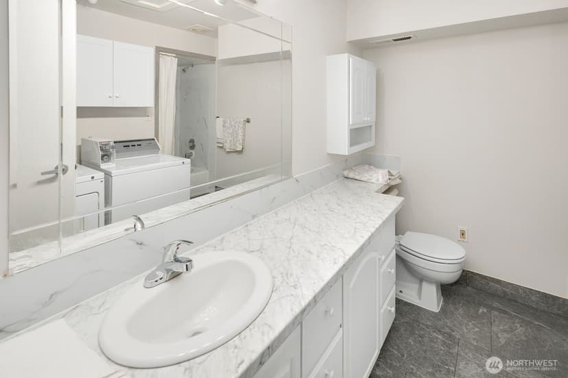 Property photo for 2367 S Forest Street, Seattle photo 14