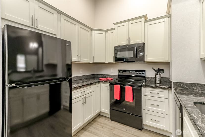 Property photo for 2100 S 336th Street #R1, Federal Way photo 6