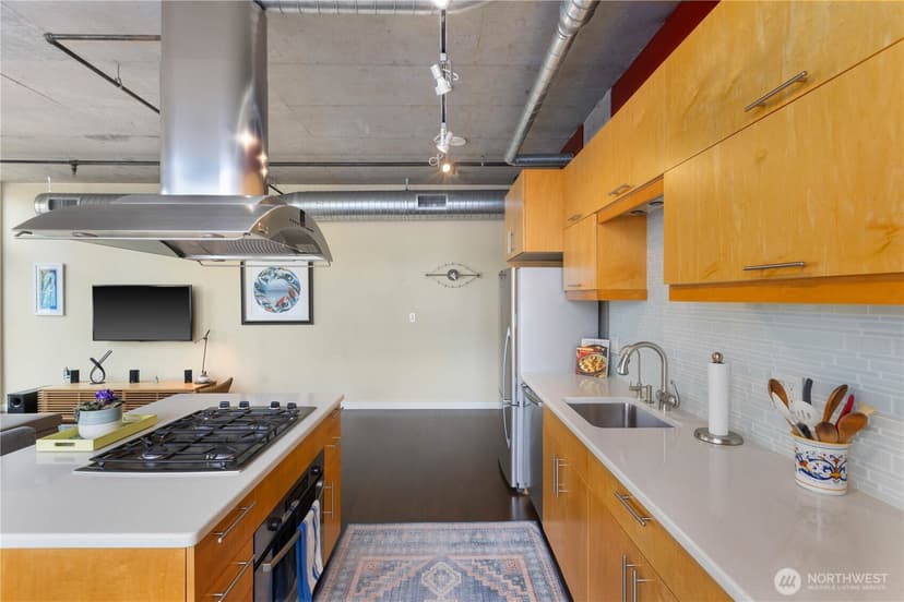Property photo for 2720 3rd Avenue #509, Seattle photo 17