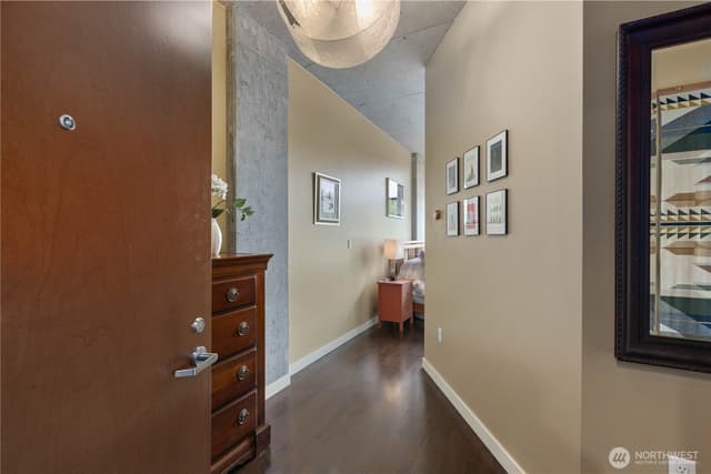 Property photo for 2720 3rd Avenue #509, Seattle photo 2