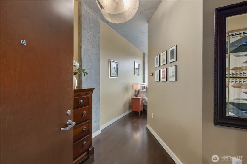 Property photo for 2720 3rd Avenue #509, Seattle photo 2