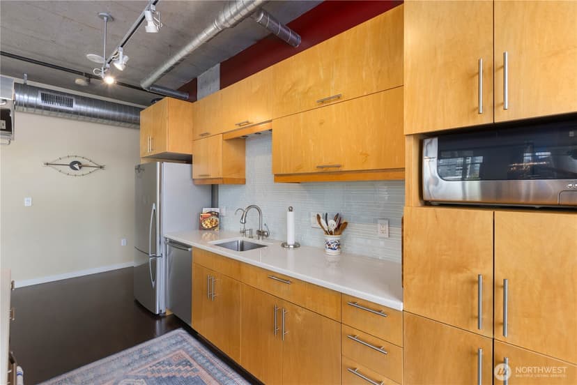 Property photo for 2720 3rd Avenue #509, Seattle photo 16