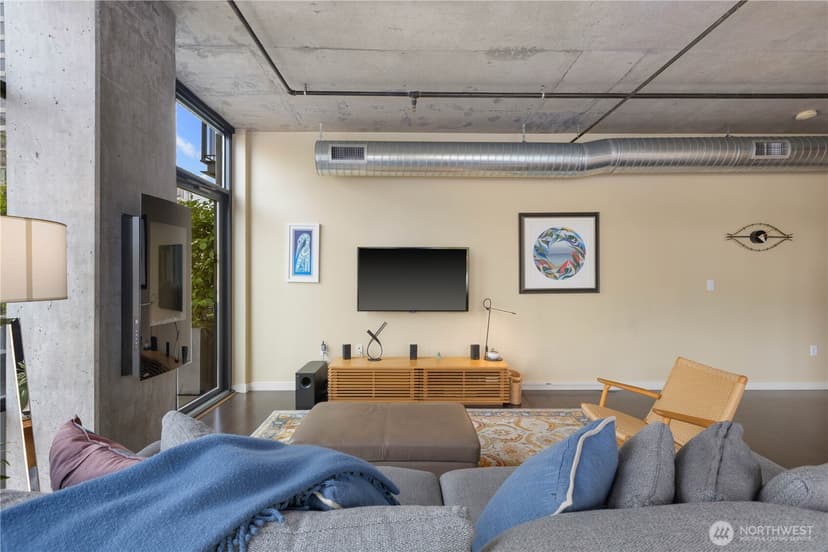 Property photo for 2720 3rd Avenue #509, Seattle photo 7