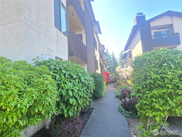 Property photo for 3515 S 160th Street #B-5, SeaTac photo 2