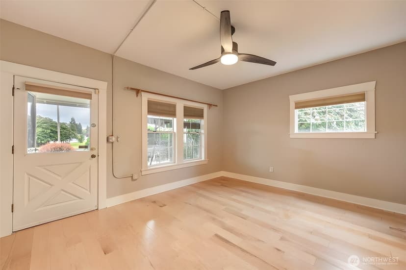 Property photo for 654 W Main Street, Monroe photo 9