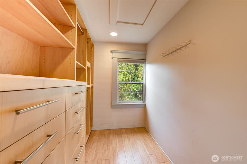 Property photo for 654 W Main Street, Monroe photo 23