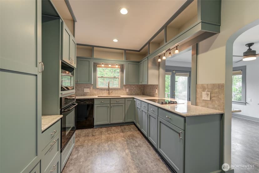 Property photo for 654 W Main Street, Monroe photo 14