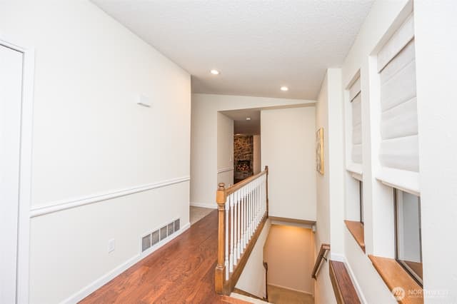 Property photo for 18816 51st Street E, Lake Tapps photo 3