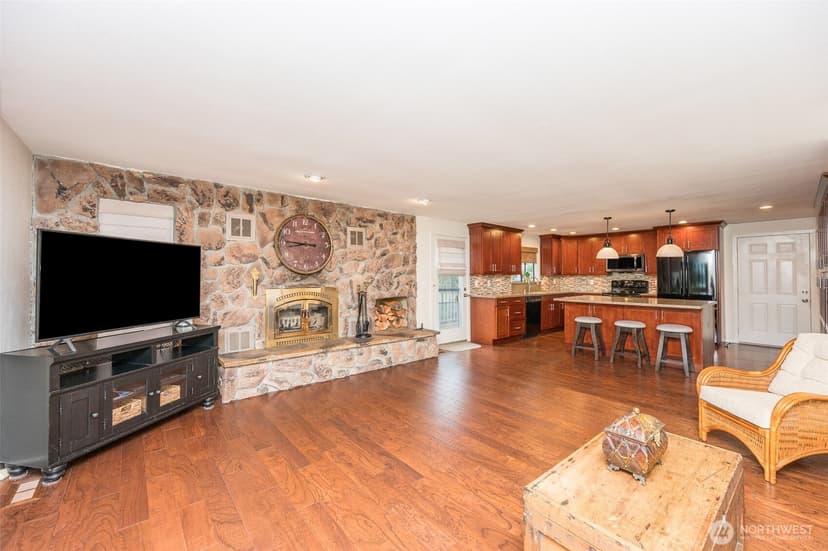 Property photo for 18816 51st Street E, Lake Tapps photo 10