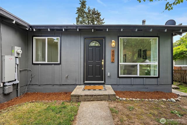 Property photo for 4817 E K Street, Tacoma photo 2