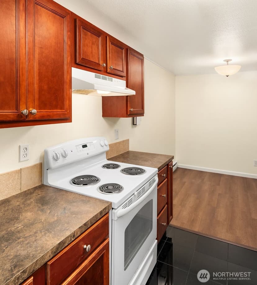 Property photo for 4501 Grandview Drive W #T-105, University Place photo 7