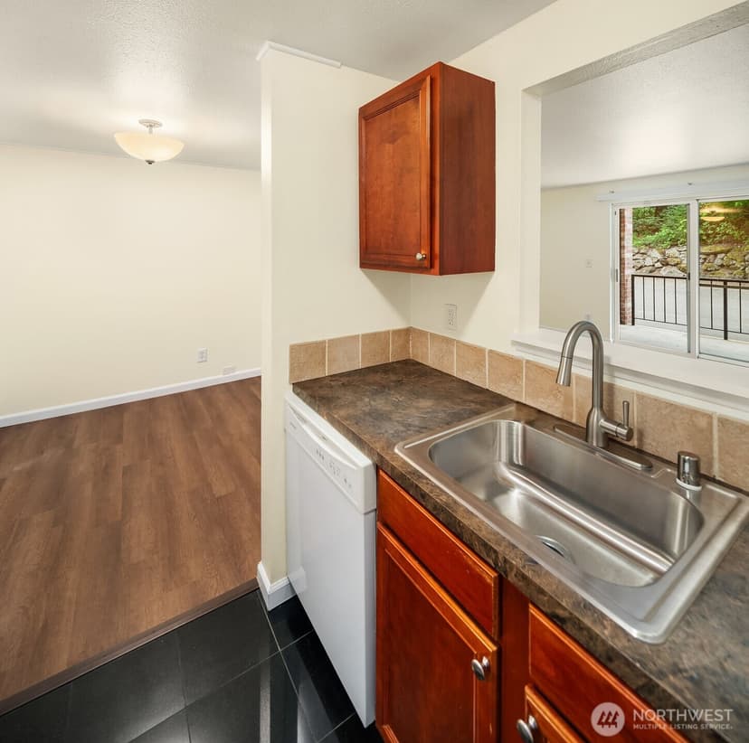 Property photo for 4501 Grandview Drive W #T-105, University Place photo 8