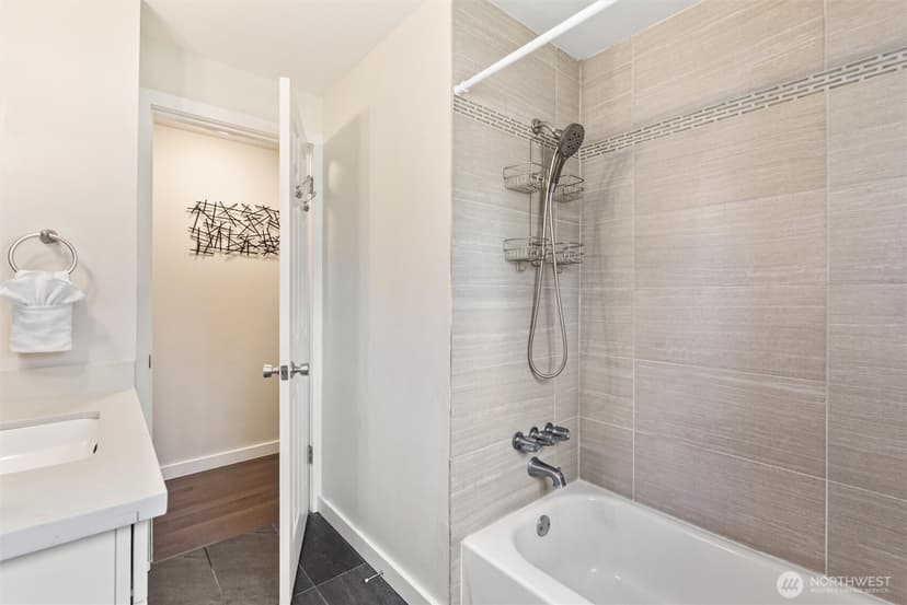 Property photo for 440 S 304th Street, Federal Way photo 19