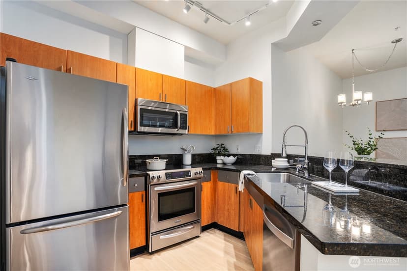 Property photo for 511 7th Avenue #103, Kirkland photo 10