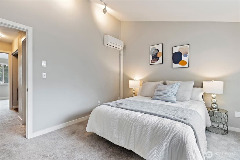 Property photo for 17014 NE 80th Street #C6, Redmond photo 18
