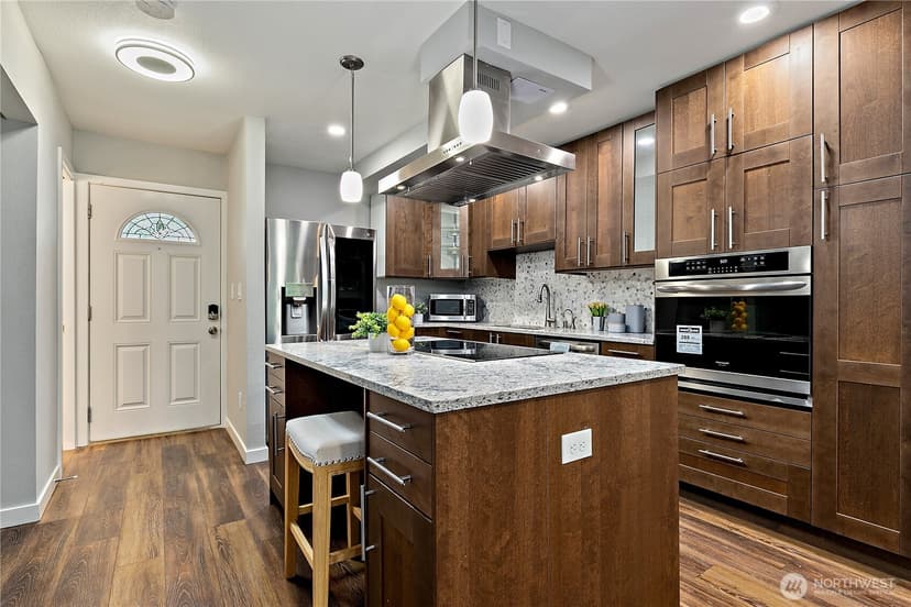 Property photo for 17014 NE 80th Street #C6, Redmond photo 10