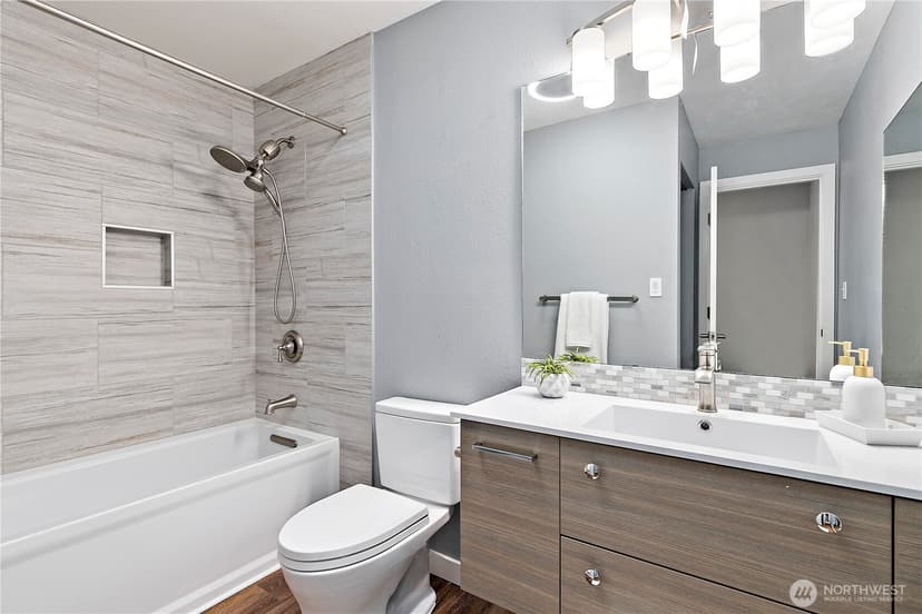 Property photo for 17014 NE 80th Street #C6, Redmond photo 19