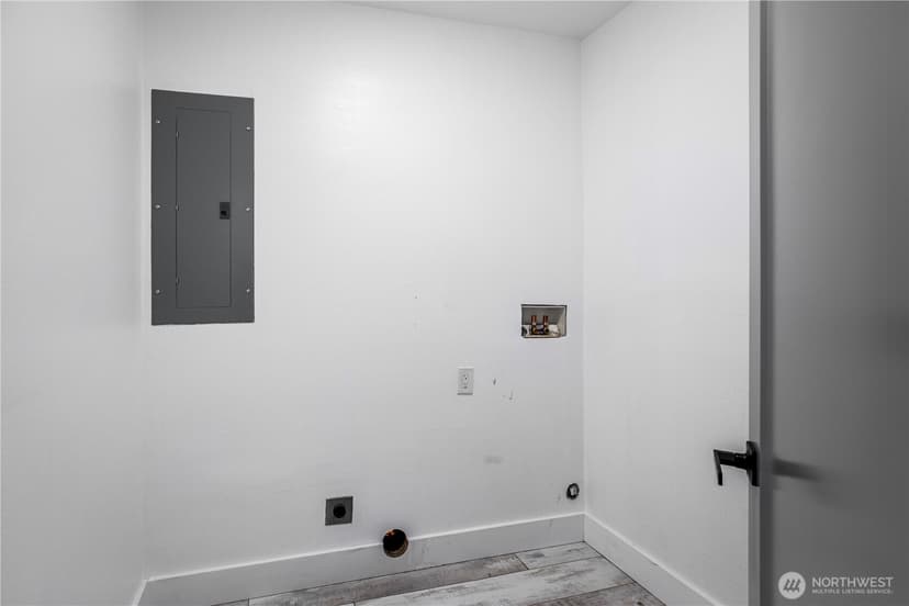 Property photo for 9402 Portland Avenue E, Tacoma photo 38