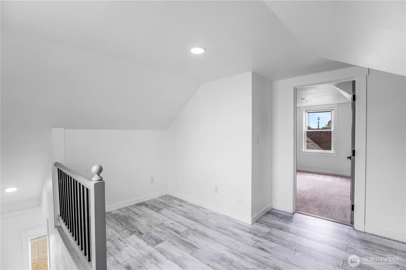 Property photo for 9402 Portland Avenue E, Tacoma photo 21