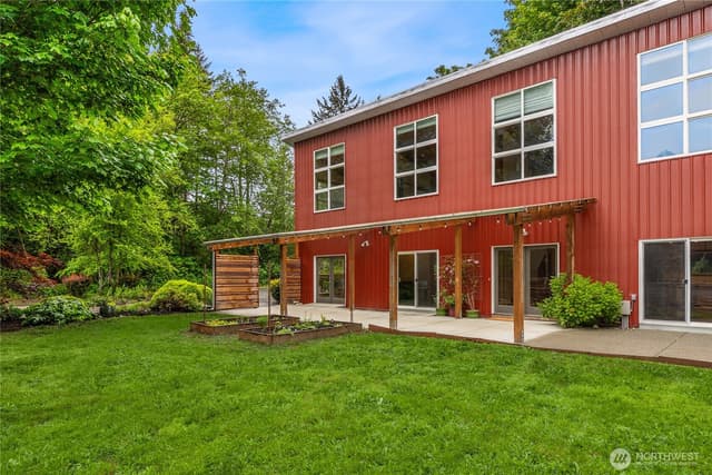 Property photo for 13984 Toad Holler PL NE, Bainbridge Island photo 3