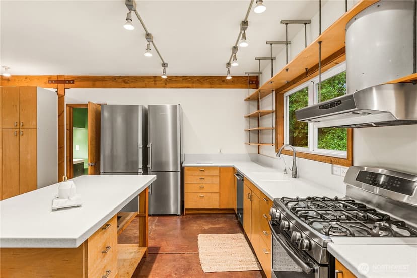 Property photo for 13984 Toad Holler PL NE, Bainbridge Island photo 15