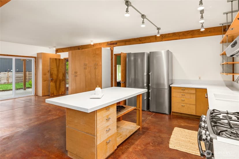 Property photo for 13984 Toad Holler PL NE, Bainbridge Island photo 16